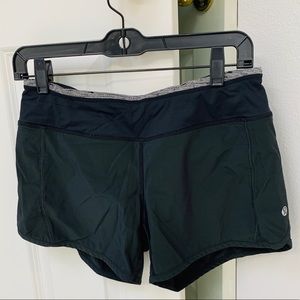 Lululemon shorts size 4
